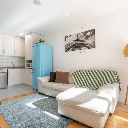 Holiday home Host Wise - Elegant Colorful House W Private Terrace *