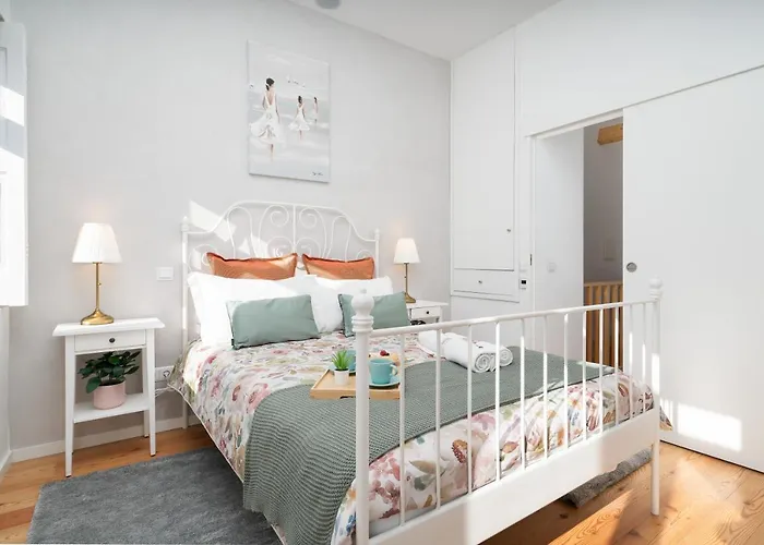 펜션 Host Wise - Elegant Colorful House W Private Terrace *